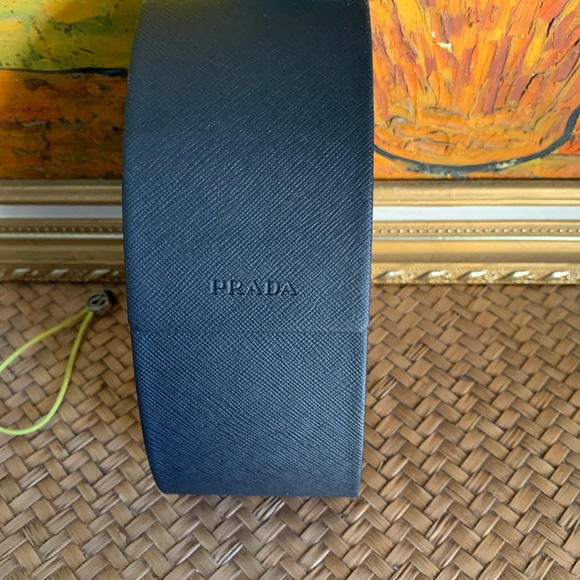 Prada oversized sunglasses - Picture 8 of 13